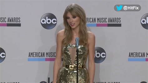 Taylor Swift On Winning Artist Of The Year At The 2013 Amas Youtube