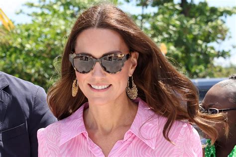 All About Kate Middleton S Sunglasses That Sold Out Within 24 Hours