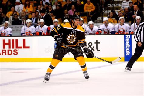 Matt Bartkowski Boston Bruins Redaktionelles Stockfotografie Bild Von