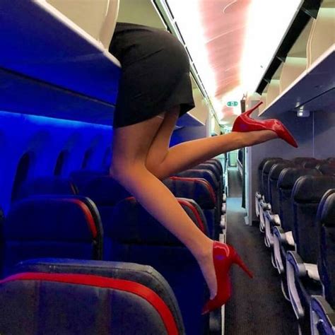 Flight Attendants In Compromising Positions Will Make You Wanna Fly 29