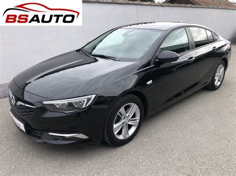 Features automatic open automatic close cover barrier net/grid cargo hooks carpet flat surface hatch through rear seats light second trunk compartment. Opel Insignia 1.6 CDTi Grand Sport Edition automatik, reg ...