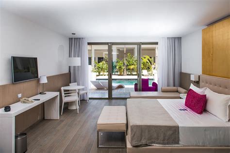 Find reviews of the platinum suite hotel asq package. Yucatan Princess - Platinum Suites - Grand Yucatan ...