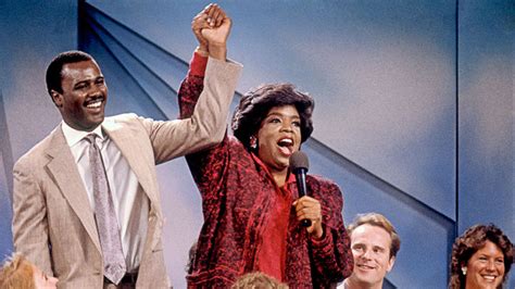 The 25 Most Unforgettable Oprah Show Moments