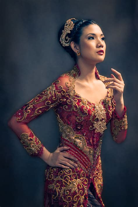 4 most popular among many types of indonesian kebaya that you should know