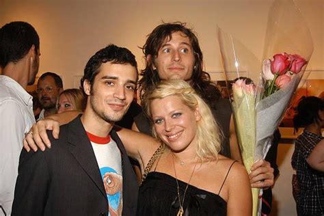 Fabrizio Moretti Nick Valensi And Amanda De Cadenet Atlanta De Cadenet