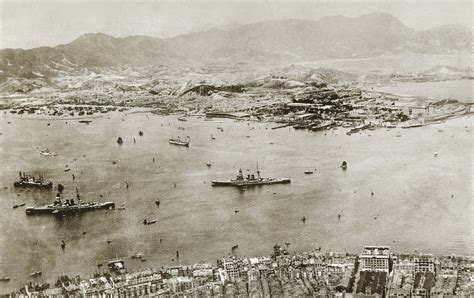 Hong Kong Historical Postcard Victoria Harbour5