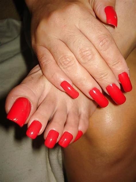 Perfect Red Nails Oxford94