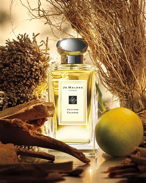 Created by jo malone in 1994, the same year in which the company was founded, this cologne is named after the street number where the company's first boutique was opened in london. Vetyver Jo Malone London parfum - un parfum pour homme et ...