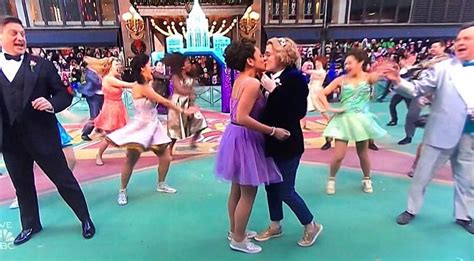 We’re Living For The Same Sex Kiss On Macy’s Thanksgiving Day Parade • Instinct Magazine