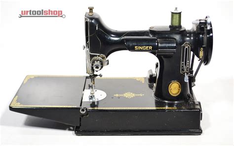 Find high quality singer sewing machines, quilting machines, sergers, and more at sewingmachineplus.com! Vintage Singer Sewing Machine 221-1 8987-464 | eBay