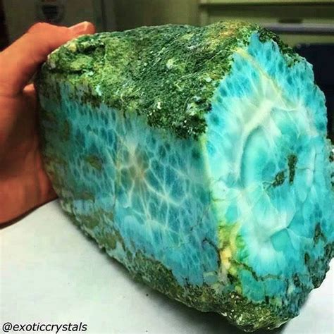 Larimar What Is Larimar Formation Properties Geology In