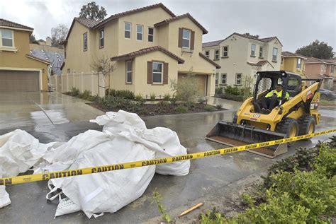 We did not find results for: HOA's insurance 'does not cover earth movement, mudslides'