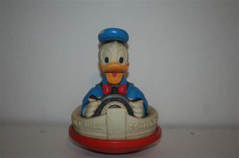 Vintage 1976 Gabriel Industries Walt Disney Donald Duck Boat Wobble Toy