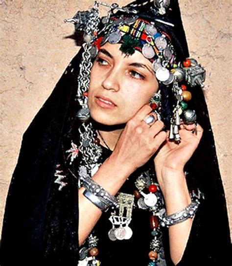 moroccan berber amazigh woman women moroccan jewelry berber women