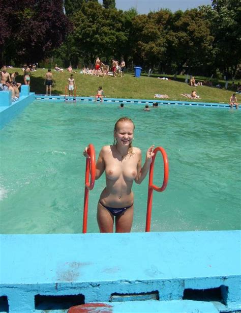 Naked In Public Pool Xxgasm