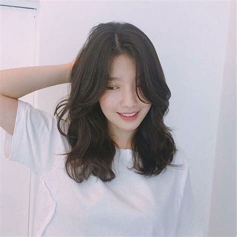 Top 7 Những Kiểu Tóc Ngắn Uốn Gợn Sóng Korean Long Hair Haircuts For