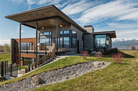 Sweeping Views Take Center Stage In This Stunning Jackson Hole Escape