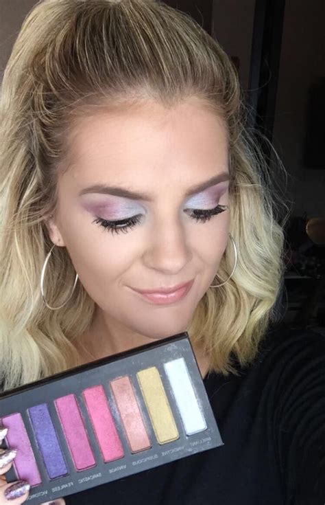 We Are Loving This Cotton Candy Eye Look Using Moodstruck Addiction