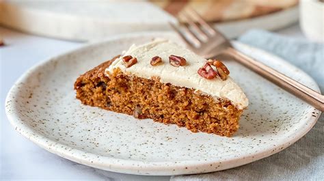 Healthy Applesauce Spice Cake Recipe