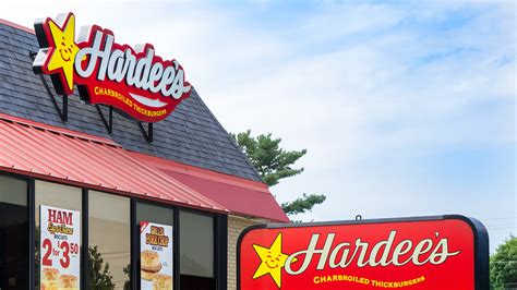Nc Man Sues Hardees Over Meager Hash Rounds Order Claims His Civil