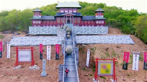 Takeshis Castle Gets A Reboot And Gladiators Turns 25 Bbc Three