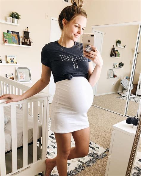 Pregnant Pregnancy Outfit Ideas Maternity Outfit We Love This Photo