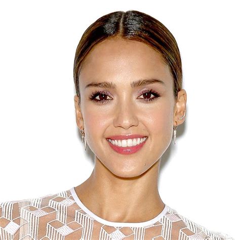 Jessica Alba Made Finding The Best Makeup Shades For Your