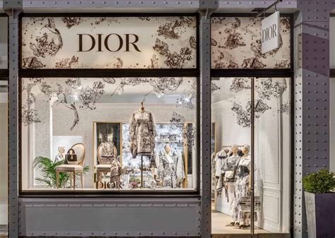 Dior Un Pop Up Store Dédié à Sa Collection Loungewear De Luxe Time