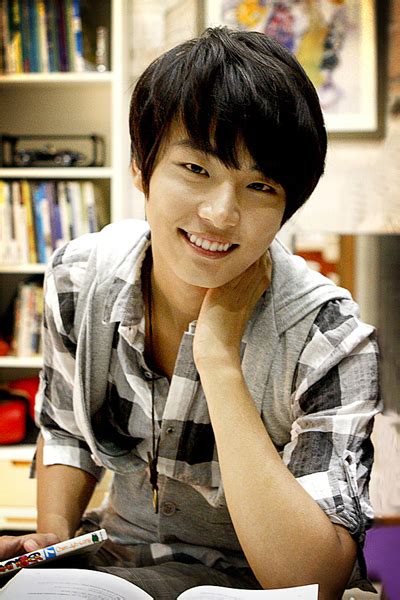 Kim si yoon (김시윤) is a south korean trainee under mystic story. Imagen - Yoon Si Yoon.jpg | Wiki Drama | FANDOM powered by ...