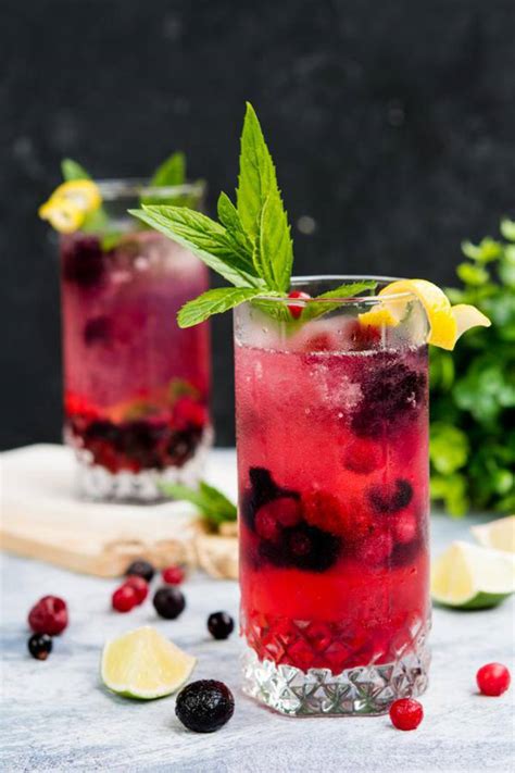 Keto Vodka Cocktail Best Low Carb Mixed Berry Vodka Recipe Easy Ketogenic Diet Alcohol Drink