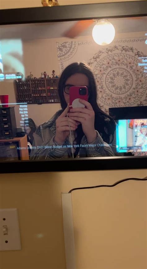 Olivia On Twitter Do You Guys Like My Mirror I Can Now Watch Youtube