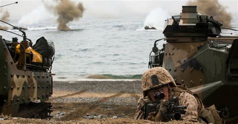 Watch Us Marines Stage Massive Amphibious Assault Training Excercise