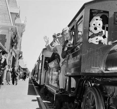 Disneyland Opening Day July 17 1955 Vintage Walt Disney Pint