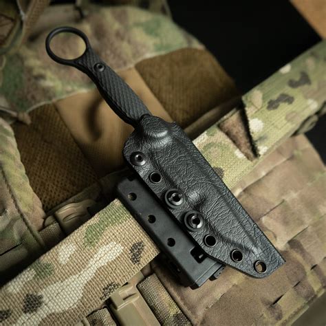 The Ultimate Belt Attachment Toor Knives