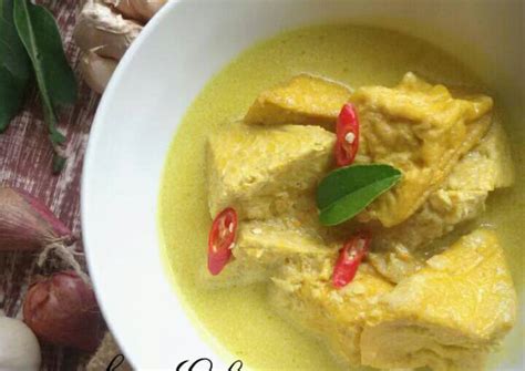 Tuang lodeh tempe ke mangkuk saji. Resep Tahu Tempe kuah kuning oleh Lila Dewi - Cookpad