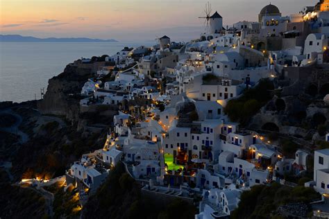 Oia At Night 1 Santorinis Villages Pictures Greece In Global