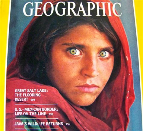Vintage National Geographic Magazine Afghan Girl June 1985