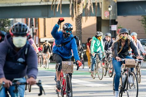 Sf Critical Mass Bike Protest Draws More Than 1000 Against Police
