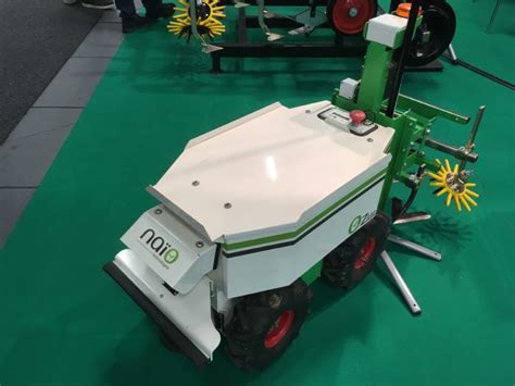 Autonomous Weeding Robot Oz By Naiotech Produce Processing