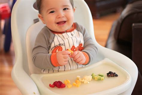 Most pediatricians, and the american academy of pediatrics, recommend introducing solid foods to babies when they are between ages 4 and when babies are ready to eat solid foods, they can sit upright with support and hold up their head and neck. When Can Babies Eat Cheese? - New Kids Center