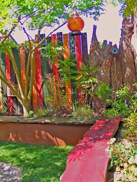25 Incredible Diy Garden Fence Wall Art Ideas