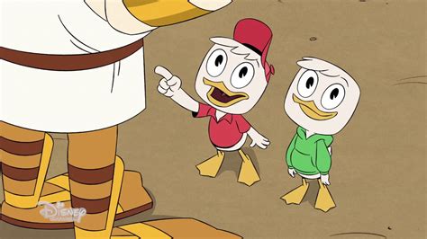 Exclusive Ducktales Clip Michael Chiklis Screen Rant Youtube