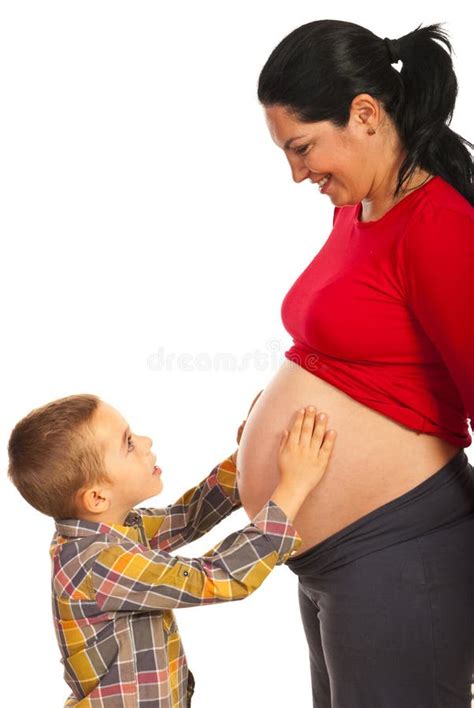 Schwangere Mutter Und Ihr Sohn Stockfoto Bild Von Mutter Frau