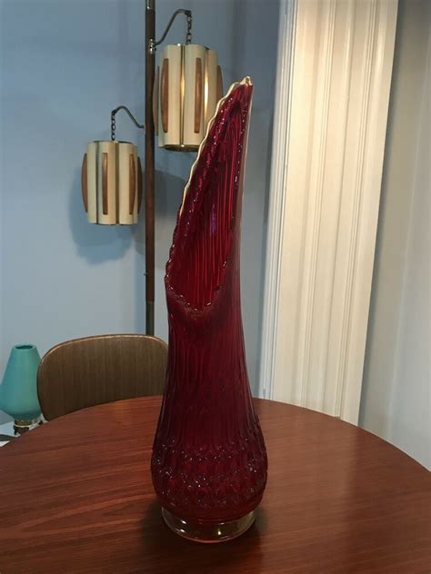 Vintage Mid Century Modern Ruby Red Amberina Swung Glass Vase 18” Tall Mcm Ebay Ebay In 2019