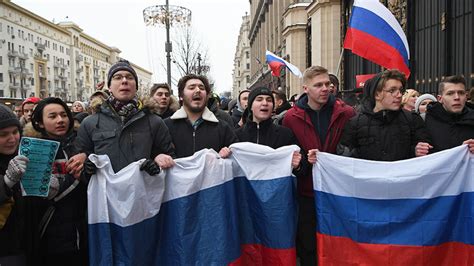 Most Russians Want ‘decisive Change Study The Moscow Times