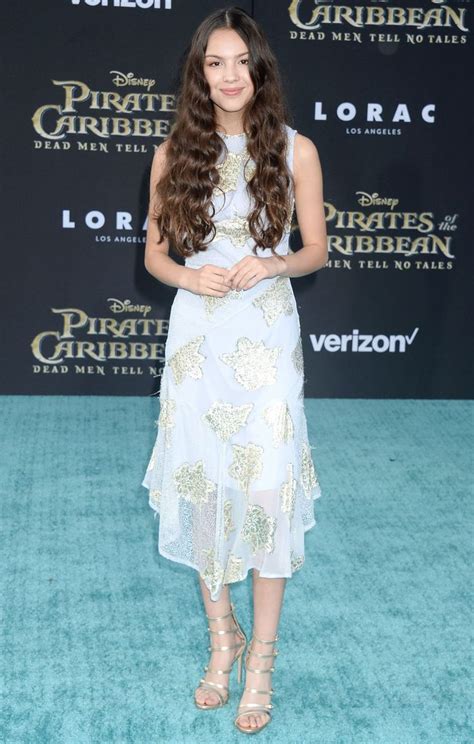 An Image Of A Woman At The Pirates Of The Caribbean Movie Premiere In