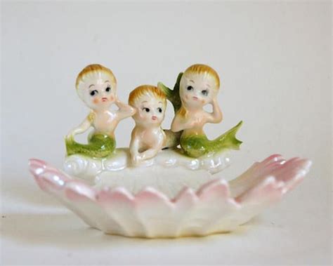 Vintage Ceramic Mermaids Shell Soap Dish Norcrest Mermaids Mermaid
