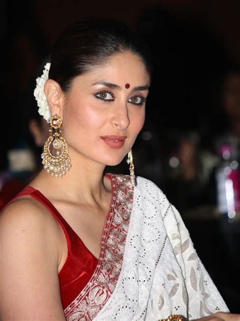 Kareena Kapoor Looking Gorgeous In Saree Other Hq Unwatermarked Pics