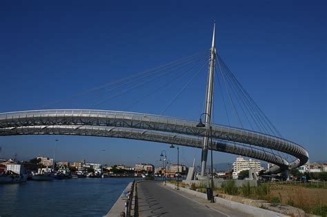Tutte le aziende nella città pescara d'italia. File:Ponte del mare, Italy, Pescara.jpg - Wikimedia Commons