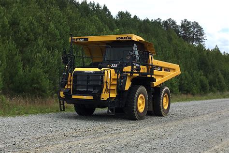 Komatsu Unveils Hd325 8 Hd405 8 Off Highway Trucks With More Power